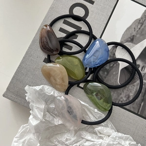 Minimalist elastic hair ties with colorful resin pea shapes for girls and women