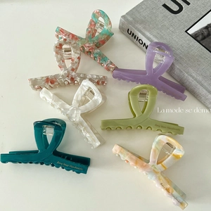 Elegant Acetate Marble Texture Cross Hair Claw Clip For Women Handmade Shark Clip Korean Ins Style Hair Accessories
