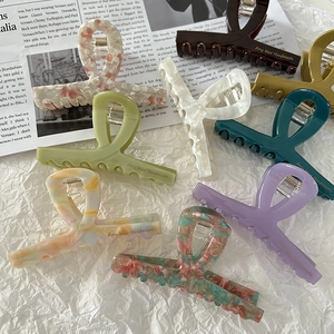 Elegant marble pattern acetate hair claw clips set for women in various colors