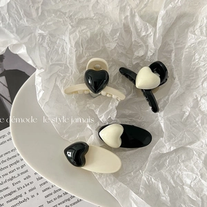 Lot de barrettes à cheveux minimalistes noir et blanc avec mini pinces cœur et becs