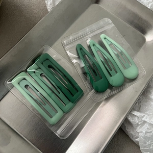 Set of 3 minimalist gradient green matte hair clips in teardrop and rectangular shapes