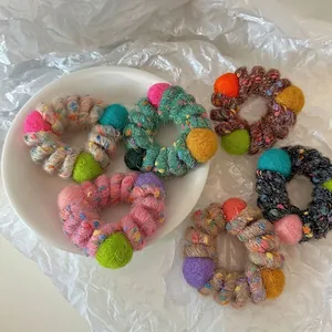Anneau de Cheveux en Peluche Câble Téléphone Fait Main Douce Balle Colorée Élastiques à Cheveux Corde à Cheveux Sans Couture Femme Accessoires Hiver