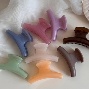 Morandi colors hair claw clips set in matte resin for elegant women's hairstyling