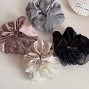 Satijnen en organza scrunchie-set in grijs, paars, champagne en zwart voor kapsels
