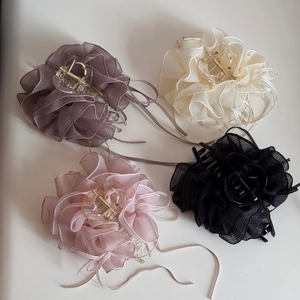 Pinces à cheveux élégantes avec fleurs en tulle froncé en quatre couleurs et rubans