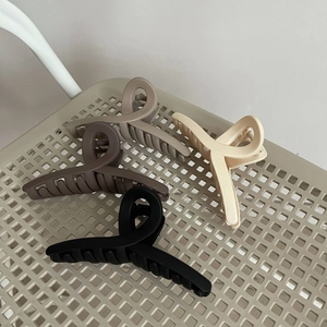 Barrettes à cheveux mates de quatre couleurs Morandi avec un design croisé minimaliste