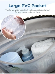 Détail du grand compartiment étanche en PVC pour rangement sec et humide du sac de sport