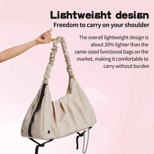Borsa da yoga in nylon beige con manico a nuvola e design leggero per il fitness