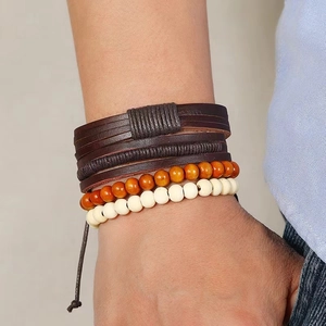 Men's vintage multilayer bracelet set with brown leather and natural wood beads