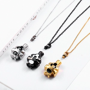 Collares conmemorativos para mascotas en plata negro y oro con diseño de trébol hueco