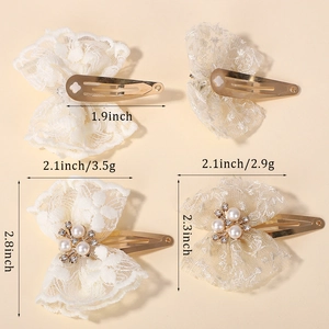 Set van 4 crèmekleurige kanten haarspelden met parels en strass voor meisjes en dames