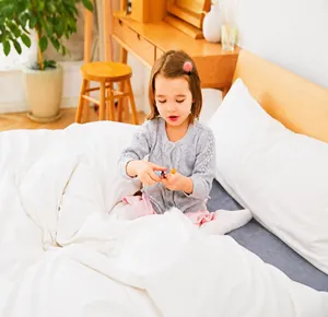Pince à cheveux princesse en peluche rose pour filles avec pompon mignon pour enfant