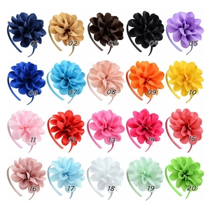 Rejilla de 20 colores de diademas de flores multicapa en cinta de faya para niñas con números
