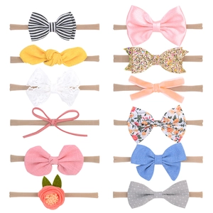 Bandeaux Bébé En Nylon Élastique Souple Avec Nœuds En Tissu Et Fleurs En Dentelle Ensemble D'Accessoires Cheveux Pour Nouveau-Nés
