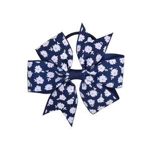 Floral grosgrain ribbon hair bow with daisy pattern and elastic tie for girls