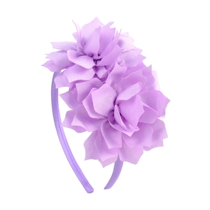 Serre-tête floral élégant violet clair avec doubles roses en mousseline pour filles