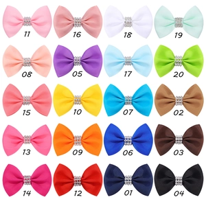 Lot de 20 nœuds pour cheveux en ruban gros-grain coloré avec strass pour filles
