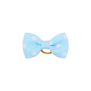 Détail de l'élastique à cheveux à pois bleu clair en tissu côtelé de qualité