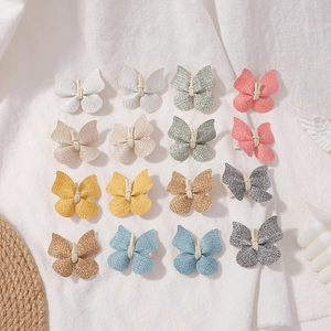 Lot de 16 barrettes papillon en cuir PU faites à la main dans diverses couleurs pastel