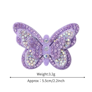 Barrette papillon faite main pour filles avec strass violets et fini en velours