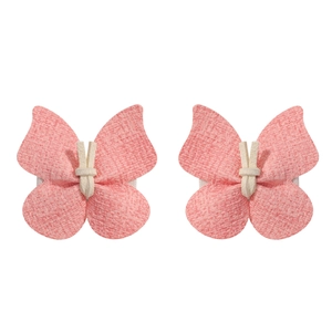 Paire de barrettes papillon en cuir PU rose avec texture fine et nœud élégant