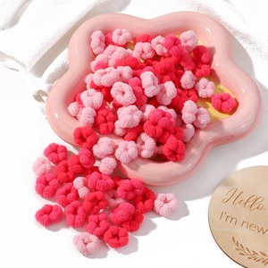 Plüsch-Blumen-Haargummis-Set in Rosa und Lila für Frauen und Mädchen
