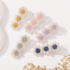Barrettes à Cheveux Fleurs Tricotées à la Main en Tissu Broderie Florale Style Pastoral pour Enfants Tout-petits Accessoires Cheveux Bébé
