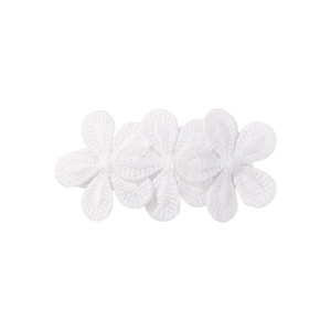 Détail de la texture brodée sur pince à cheveux fleur de tournesol blanche à trois couches