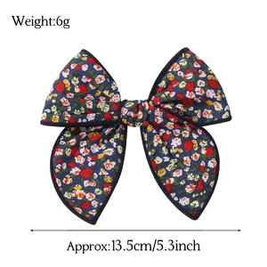 Barrette à cheveux pour bébé avec nœud en coton et lin à fleurs bleu marine chic