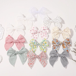 Collection de 11 barrettes à cheveux pour bébé en tissu floral et dentelle aux motifs variés