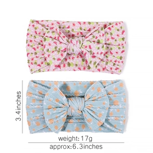 Detailed size and weight specs for elastic baby nylon headbands with cute fruit patterns