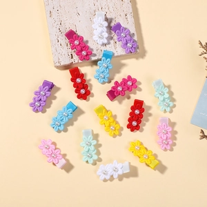 Fermagli per capelli a fiori in tessuto fatti a mano con perle per bambine