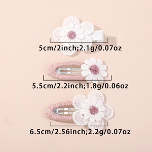 Three-piece set of daisy embroidery hair clips with pink yarn wrapping for girls