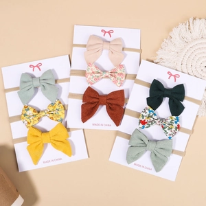 Set aus 3 Cord- und Blumen-Baby-Stirnbändern mit weichen elastischen Nylonbändern