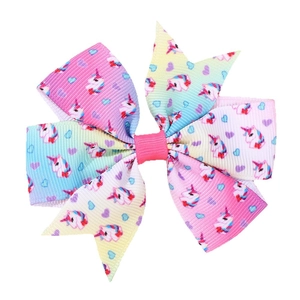 Barrette à cheveux licorne arc-en-ciel en ruban gros-grain avec motifs cœurs colorés