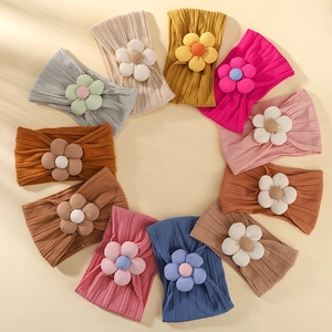 Set mit 11 weichen Nylon-Baby-Stirnbändern mit Strickblumen in verschiedenen Pastellfarben