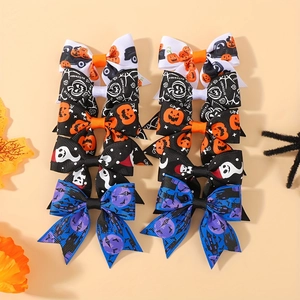 Détail de dix nœuds papillon Halloween avec motifs citrouille fantôme et chauve-souris