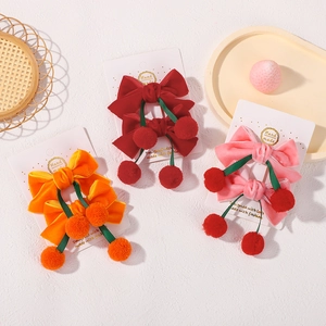 Détails de barrettes à cheveux cerise en velours faites à la main pour petites filles