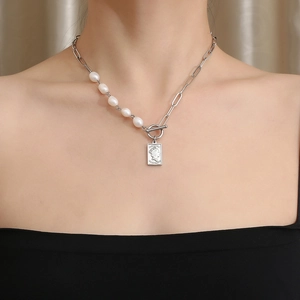 Elizabeth Queen coin pendant necklace with natural pearls and silver toggle clasp chain