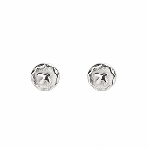 Vintage Titanium Steel Eagle Stud Earrings Retro Harajuku Style Flying Bird Round Wavy Edge Jewelry For Men Women Unisex