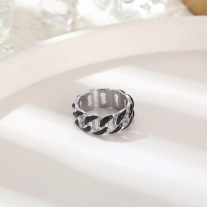 Unisex silver Cuban link ring with black enamel drip design in polished titanium steel