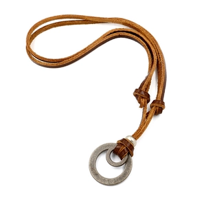 Verstellbare braune Leder-Halskette im Retro-Punk-Stil mit doppelten Metallringen