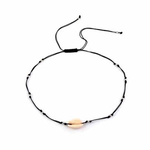 Handmade Natural Shell Pendant Necklace Bohemian Adjustable Wax Cord Woven Necklace For Women Men Beach Holiday Jewelry Gift