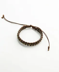 Bracelet multicouche en cuir marron tressé à la main avec perles en métal bronze