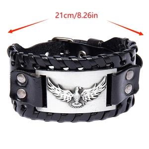 Bracelet punk vintage en cuir tressé avec plaque de totem aigle et boucle ajustable