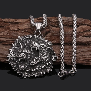 Collier Pendentif Marteau de Thor Viking en Acier Inoxydable Double Tête de Loup Vintage Hip Hop Rune Chaîne Byzantine Bijoux Homme