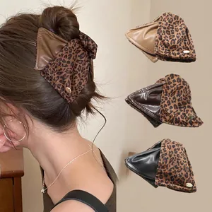 Leopard Print PU Leather Stitching Hair Claw Clip French Large Triangle Shark Clip High End Fashion Hair Accessories For Women