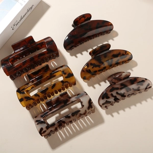 Haarklammern mit Leopardenmuster und Bernstein-Optik in rechteckiger und ovaler Form