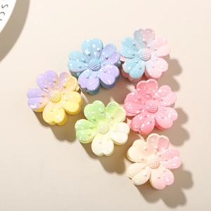 Lot de 6 pinces à cheveux fleurs dégradées colorées avec finition mate et motifs étoilés