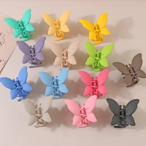 Lot de pinces à cheveux papillon mates déclinées en treize couleurs tendance variées